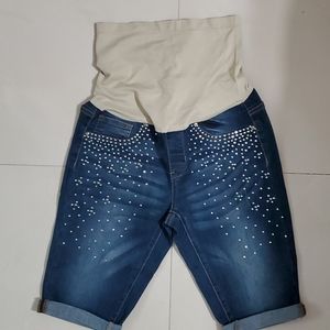 Bella Vida Maternity shorts